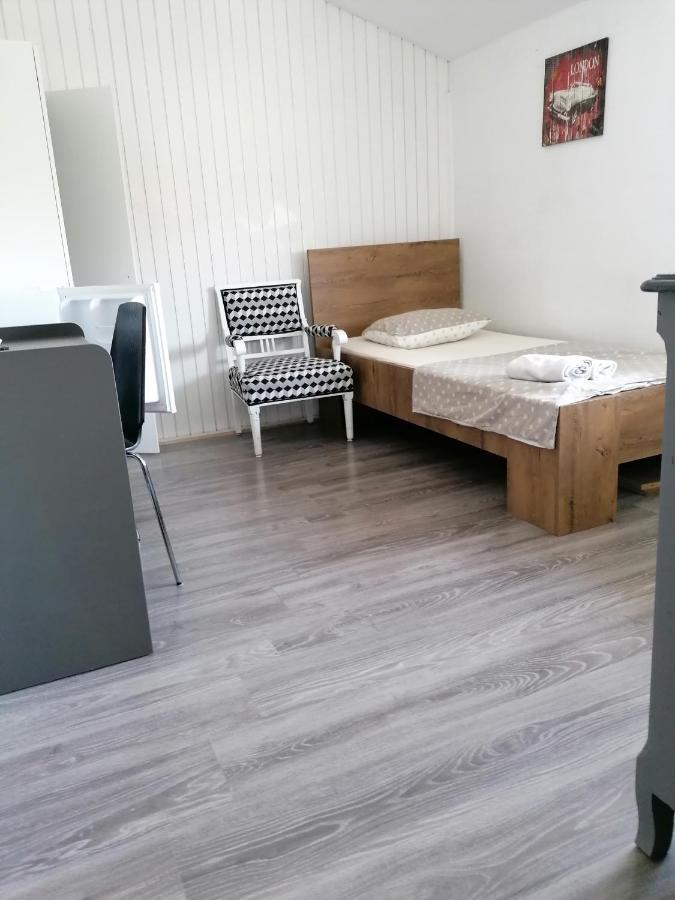 Sunflower Accommodation Λιουμπλιάνα Εξωτερικό φωτογραφία